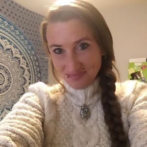 Meet your Posher, Dawn